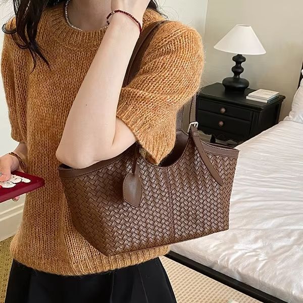 CLAREGQI   Hand Woven Tote Bag - Tote Bag Beach 评论和价格
