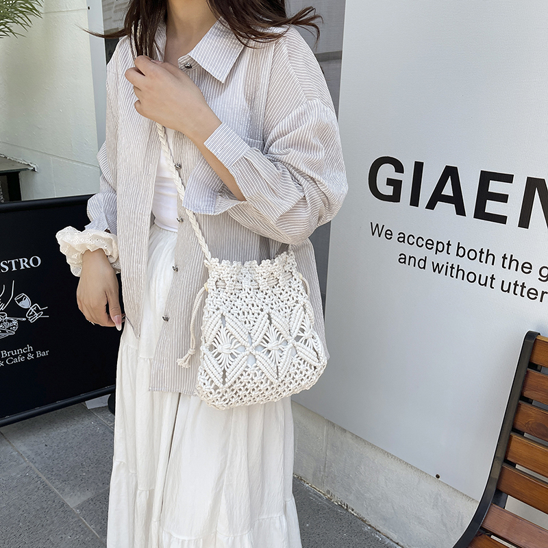 LEFTSIDE Weave Small Shoulder  - Crochet Bag Raffia 评论和价格